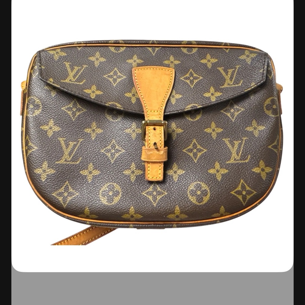 LV Jeune Fille MM Crossbody Monogram